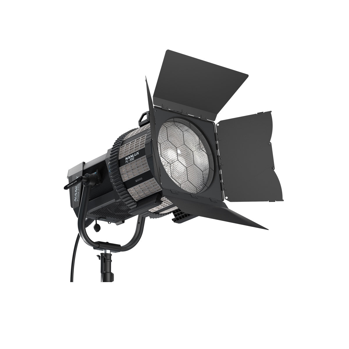 FL35 Motorised Fresnel 15 - 46 degrees